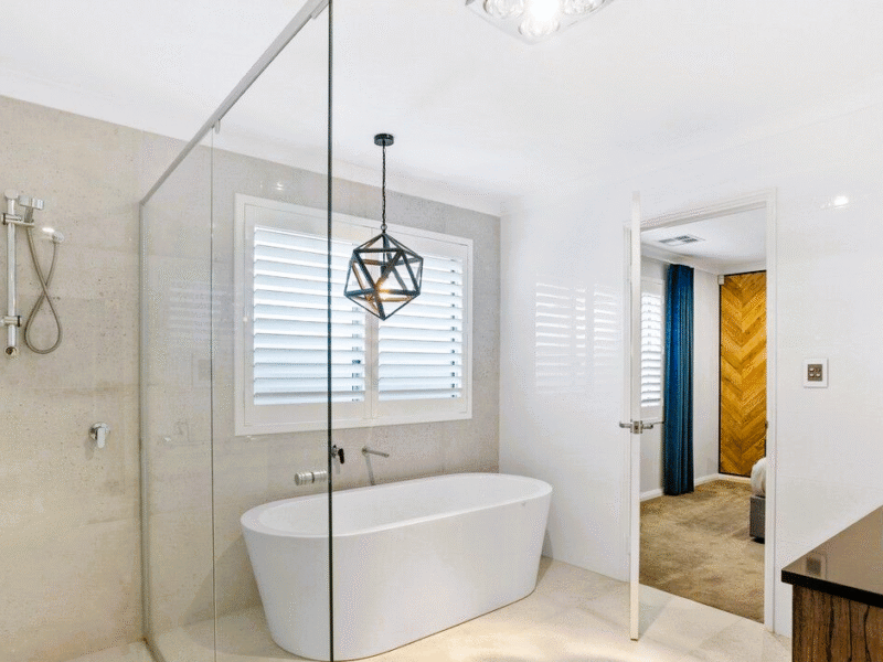 40 Avana Loop, CAVERSHAM, WA 6055 AUS