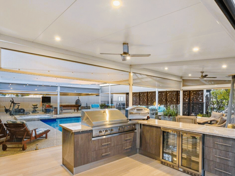 40 Avana Loop, CAVERSHAM, WA 6055 AUS