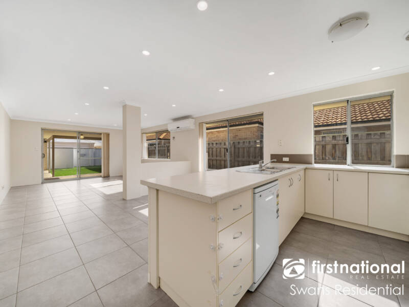 20 Weyba Turn, ELLENBROOK, WA 6069 AUS