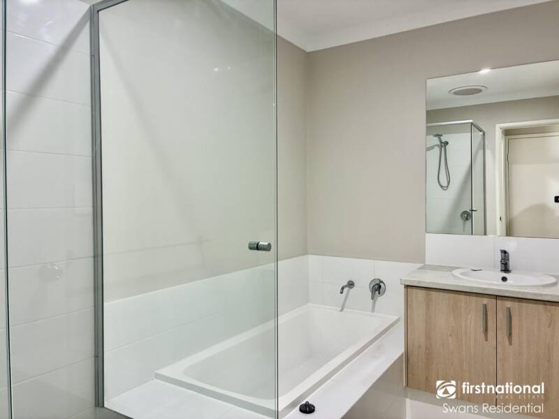6 Watercolour Rise, ALKIMOS, WA 6038 AUS