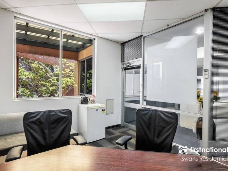 10/76 Canning Highway, VICTORIA PARK, WA 6100 AUS