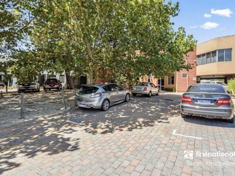 10/76 Canning Highway, VICTORIA PARK, WA 6100 AUS