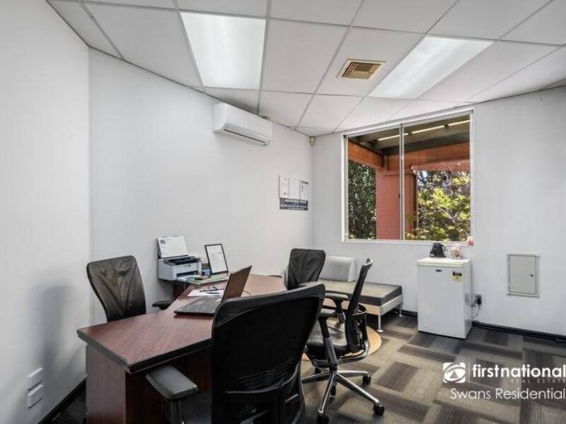 10/76 Canning Highway, VICTORIA PARK, WA 6100 AUS