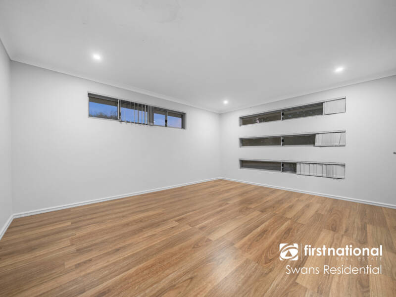 6 Dovestone Road, AVELEY, WA 6069 AUS
