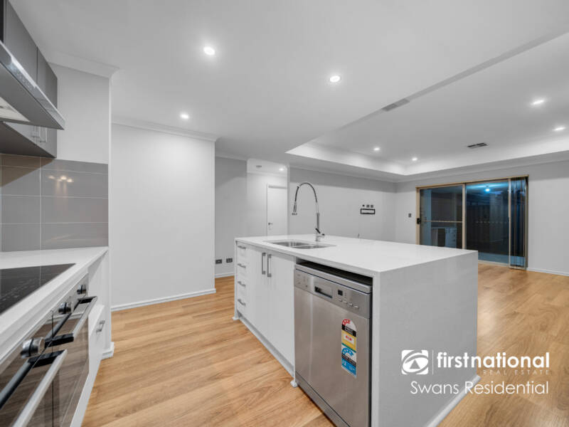 6 Dovestone Road, AVELEY, WA 6069 AUS