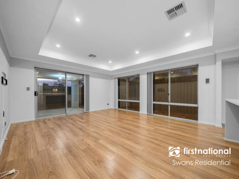 6 Dovestone Road, AVELEY, WA 6069 AUS