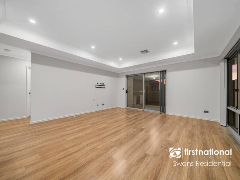 6 Dovestone Road, AVELEY, WA 6069 AUS