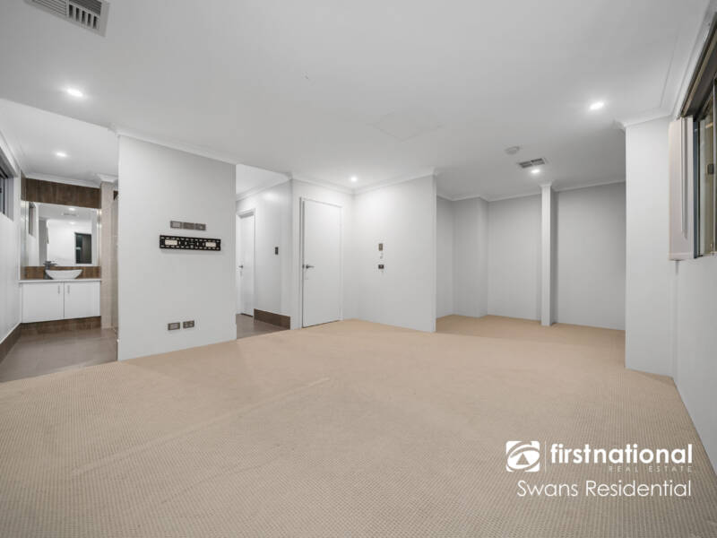 6 Dovestone Road, AVELEY, WA 6069 AUS