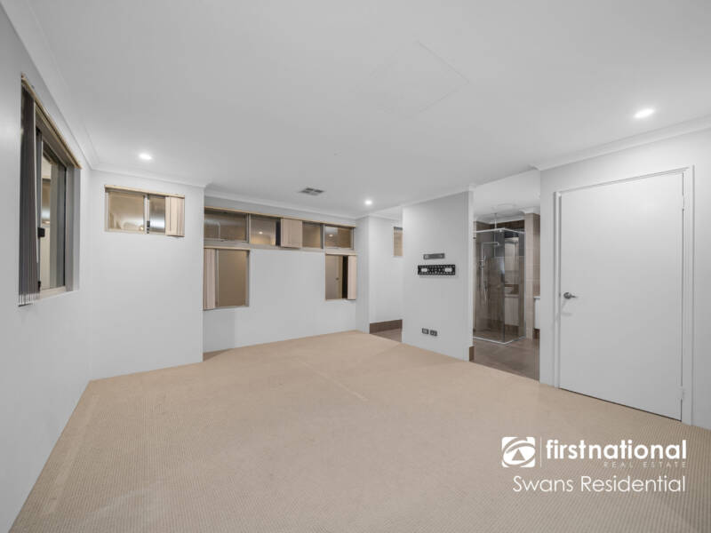 6 Dovestone Road, AVELEY, WA 6069 AUS