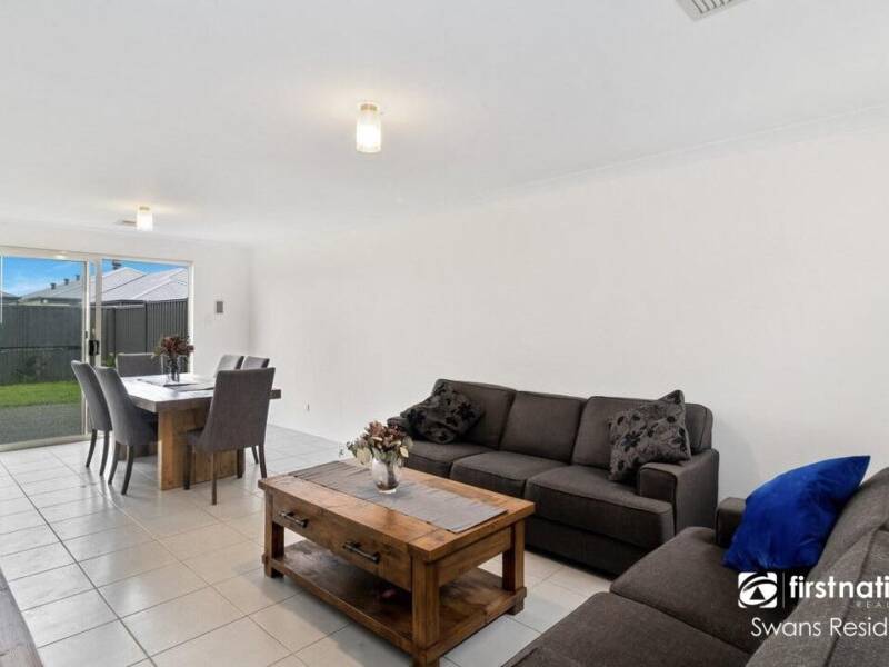 19 Ornate Glade, AVELEY, WA 6069 AUS