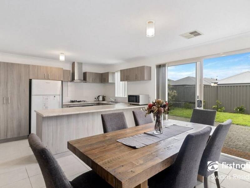 19 Ornate Glade, AVELEY, WA 6069 AUS