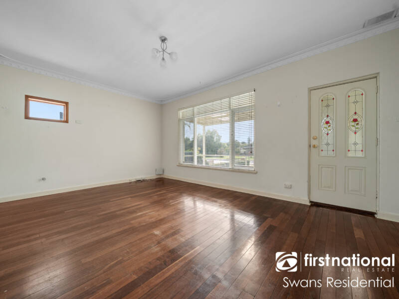 24 Trink Street, CLOVERDALE, WA 6105 AUS