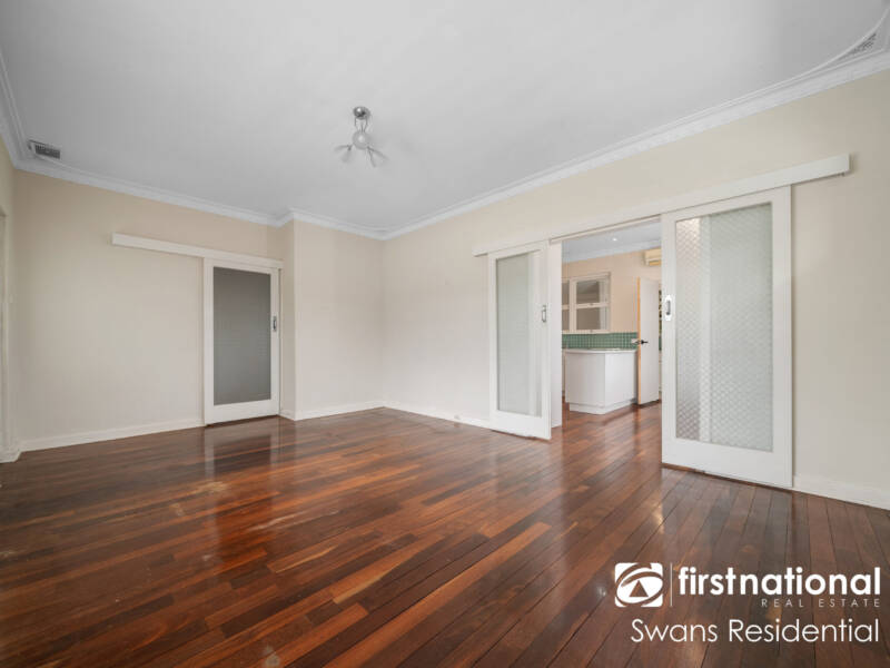 24 Trink Street, CLOVERDALE, WA 6105 AUS