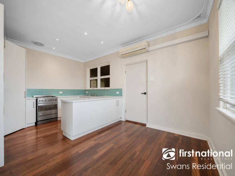 24 Trink Street, CLOVERDALE, WA 6105 AUS