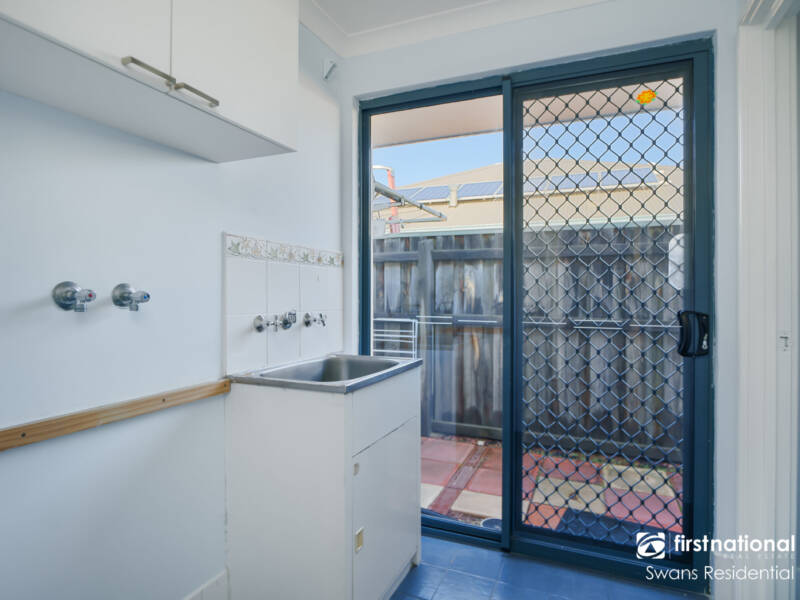 31 Anna Plains Circle, ELLENBROOK, WA 6069 AUS