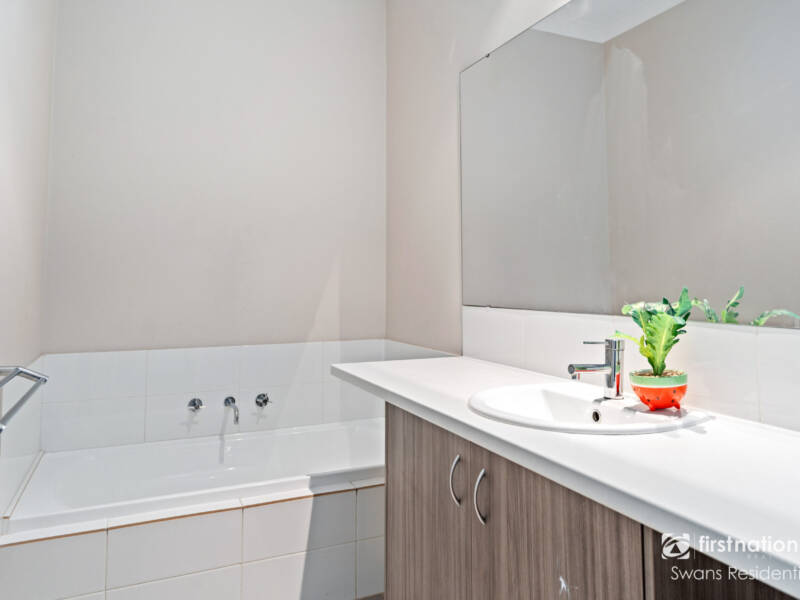 9 Powlett Link, ELLENBROOK, WA 6069 AUS