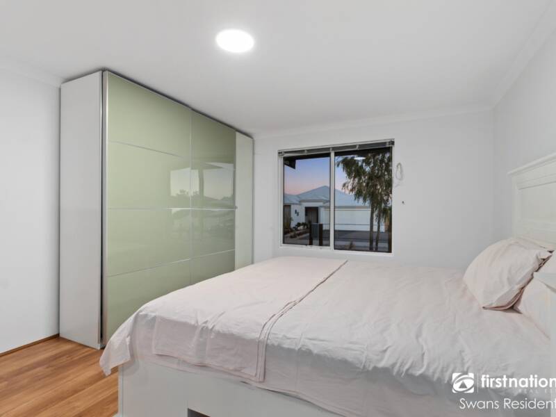 25 Castlefern Street, ELLENBROOK, WA 6069 AUS
