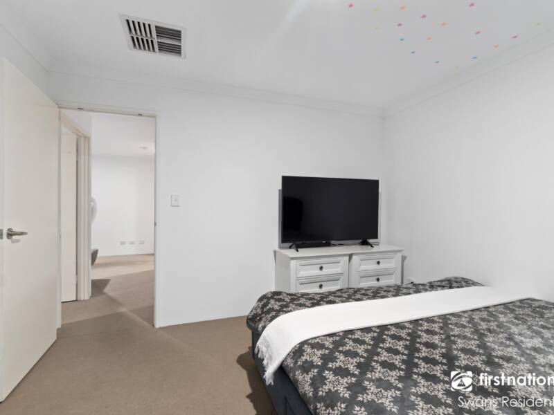 25 Castlefern Street, ELLENBROOK, WA 6069 AUS