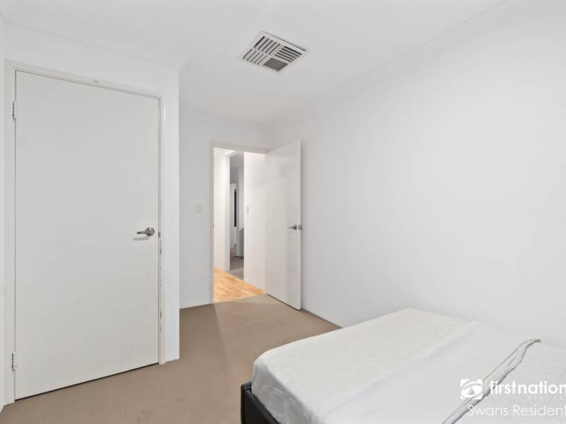 25 Castlefern Street, ELLENBROOK, WA 6069 AUS
