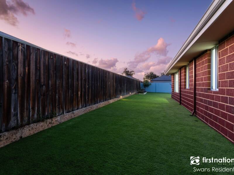 25 Castlefern Street, ELLENBROOK, WA 6069 AUS