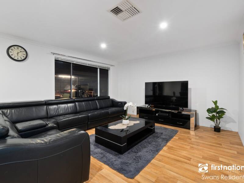25 Castlefern Street, ELLENBROOK, WA 6069 AUS