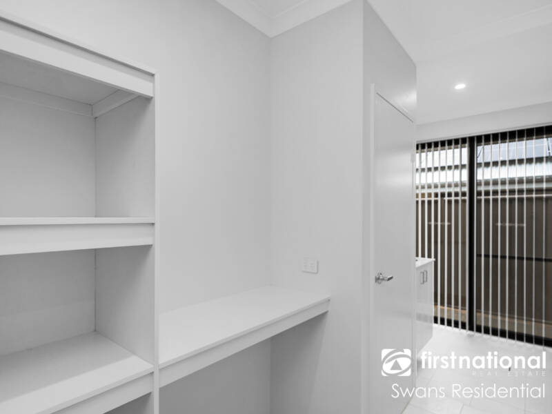 7 Littabella Road, CLARKSON, WA 6030 AUS
