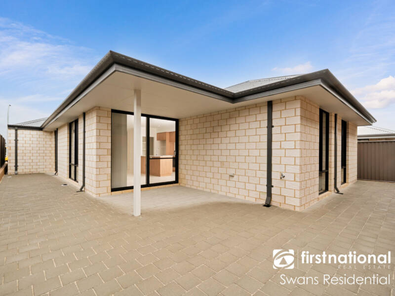7 Littabella Road, CLARKSON, WA 6030 AUS