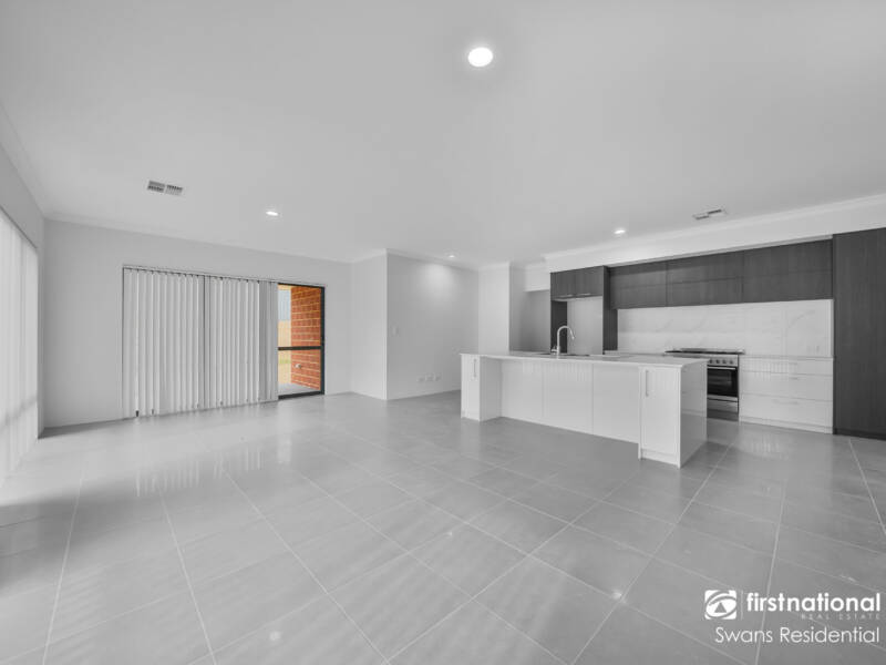 14 Hartsholme Way, BALDIVIS, WA 6171 AUS