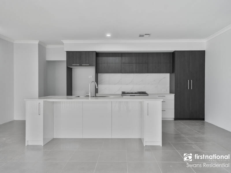 14 Hartsholme Way, BALDIVIS, WA 6171 AUS