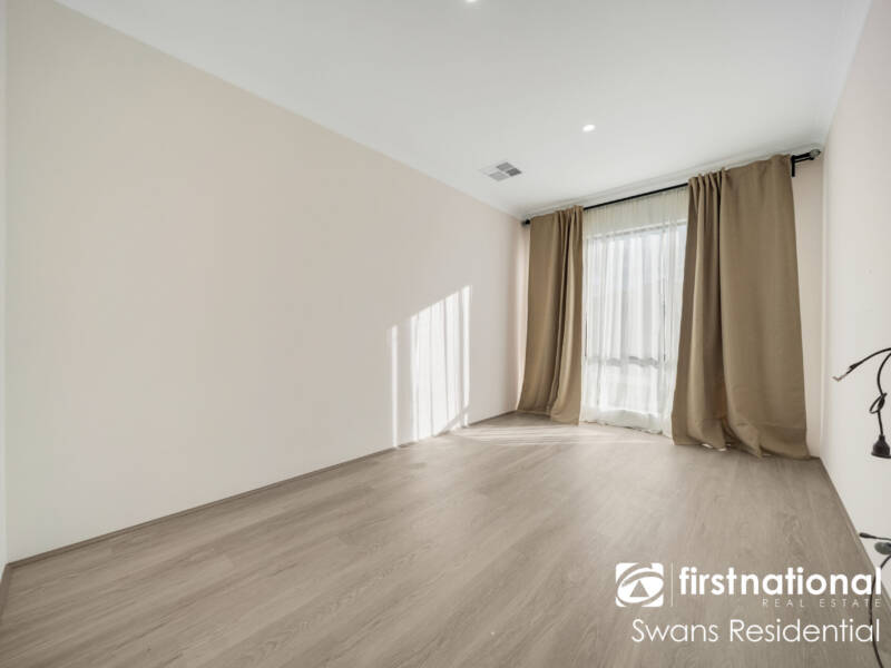 14 Barton Street, AVELEY, WA 6069 AUS