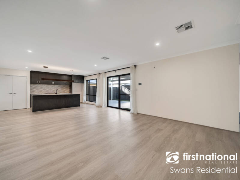 14 Barton Street, AVELEY, WA 6069 AUS