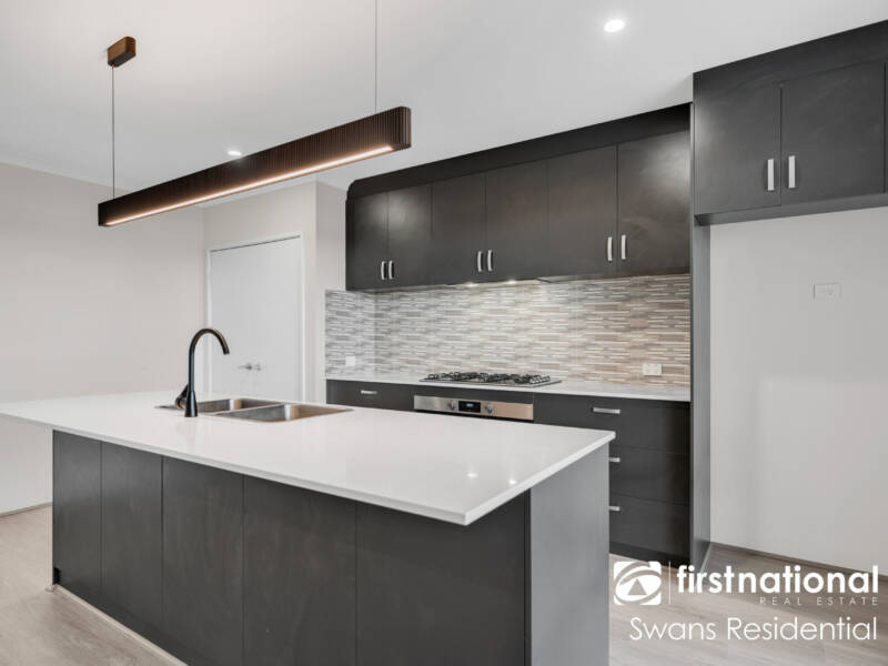 14 Barton Street, AVELEY, WA 6069 AUS