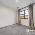 14 Barton Street, AVELEY, WA 6069 AUS