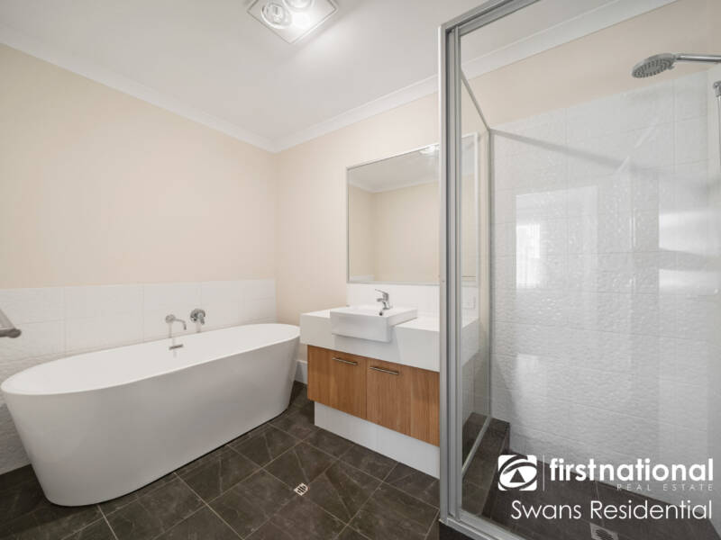 10 Hollingworth Drive, AVELEY, WA 6069 AUS