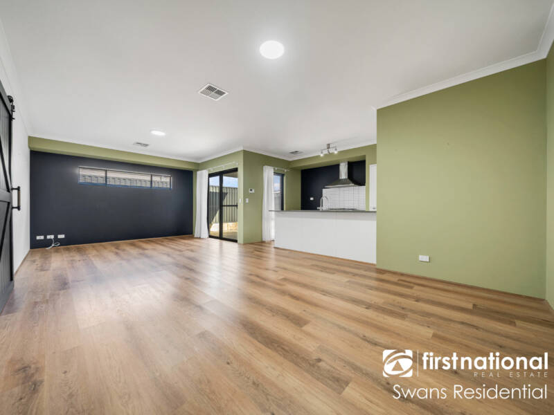 10 Hollingworth Drive, AVELEY, WA 6069 AUS