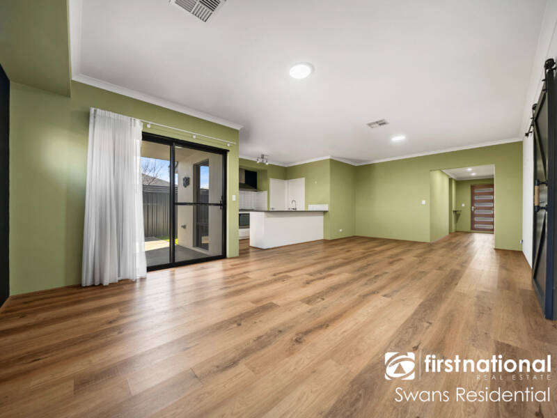 10 Hollingworth Drive, AVELEY, WA 6069 AUS