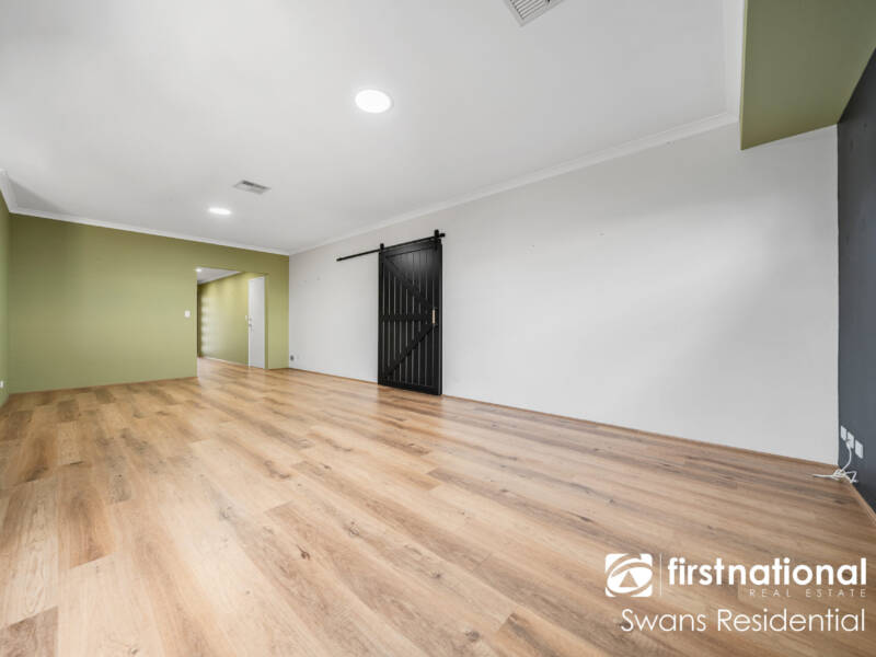 10 Hollingworth Drive, AVELEY, WA 6069 AUS