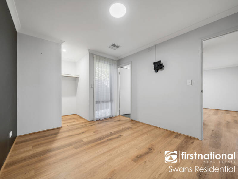 10 Hollingworth Drive, AVELEY, WA 6069 AUS