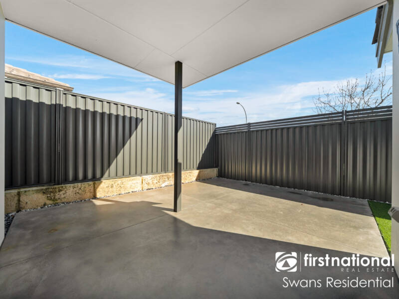 10 Hollingworth Drive, AVELEY, WA 6069 AUS