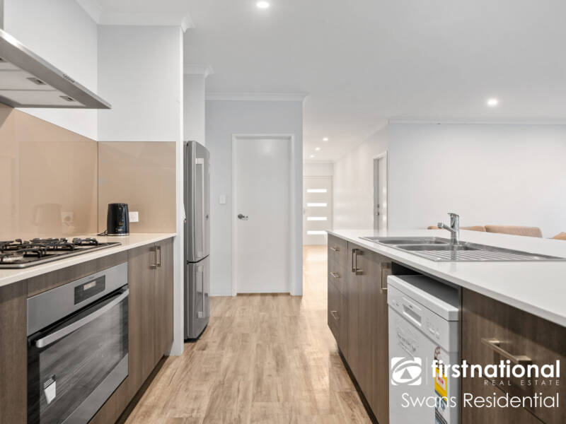 15 Cardross Street, BRABHAM, WA 6055 AUS