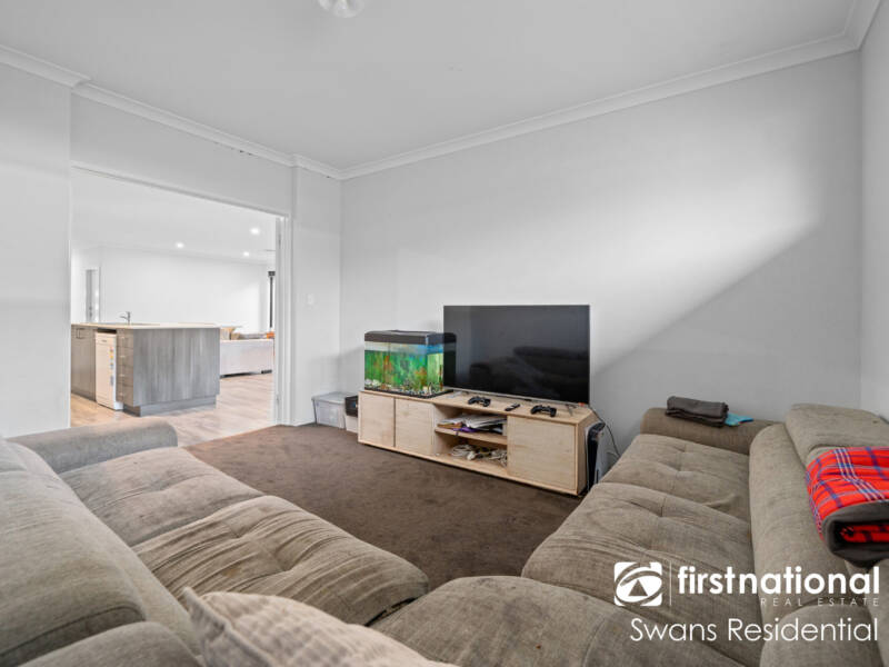 15 Cardross Street, BRABHAM, WA 6055 AUS