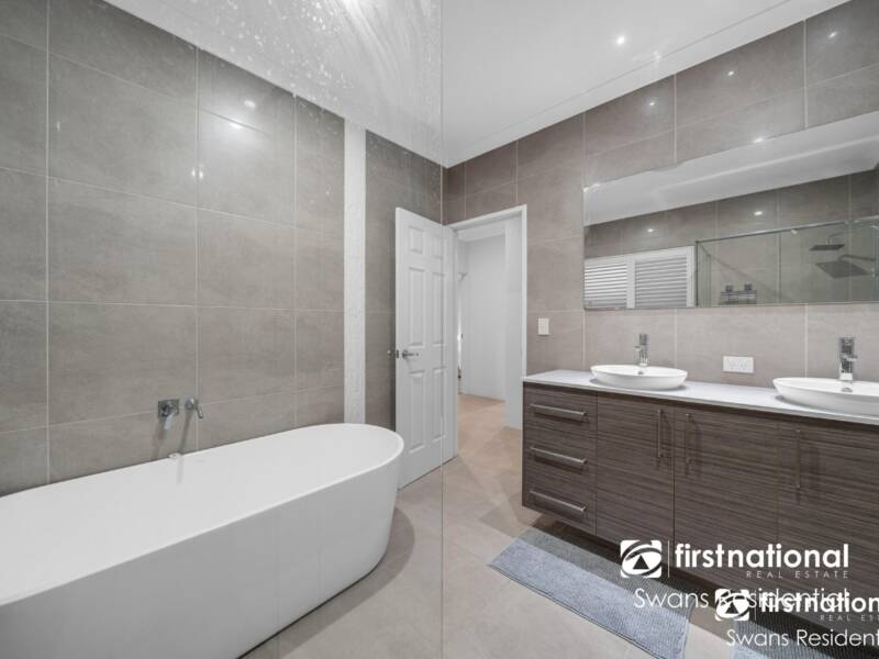 44 Portmarnock Drive, THE VINES, WA 6069 AUS