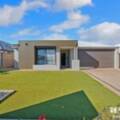 16 Riviera Turn, PIARA WATERS, WA 6112 AUS