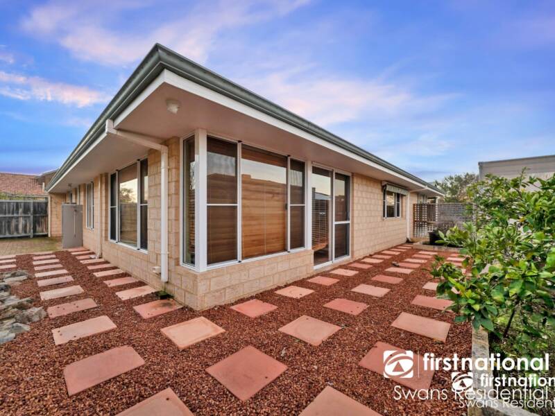 7 Maplewood Green, ELLENBROOK, WA 6069 AUS