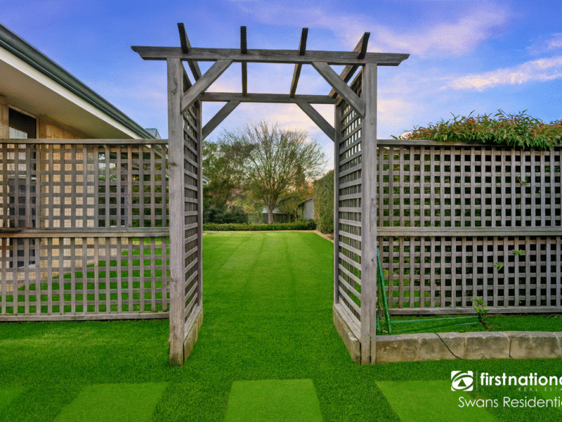 7 Maplewood Green, ELLENBROOK, WA 6069 AUS