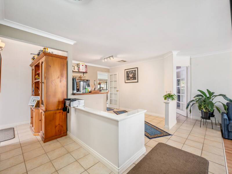 1 Magnolia Rise, HALLS HEAD, WA 6210 AUS