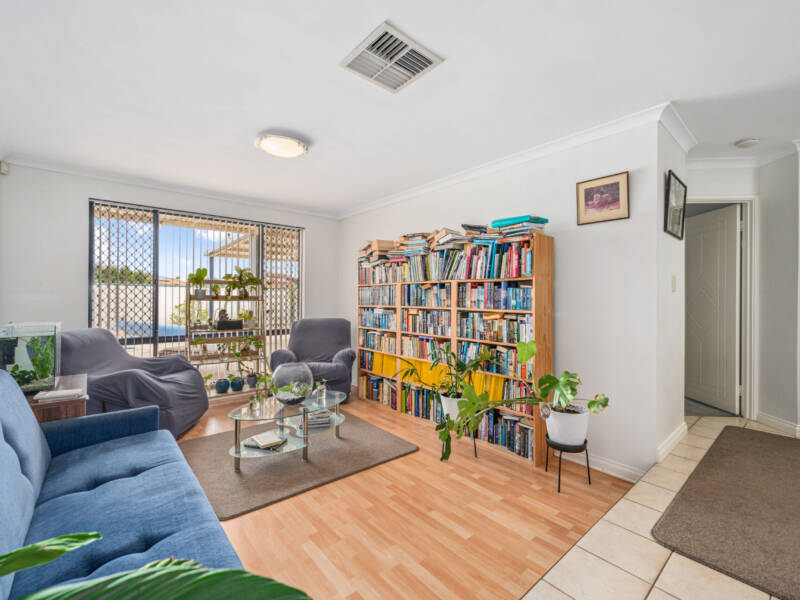 1 Magnolia Rise, HALLS HEAD, WA 6210 AUS