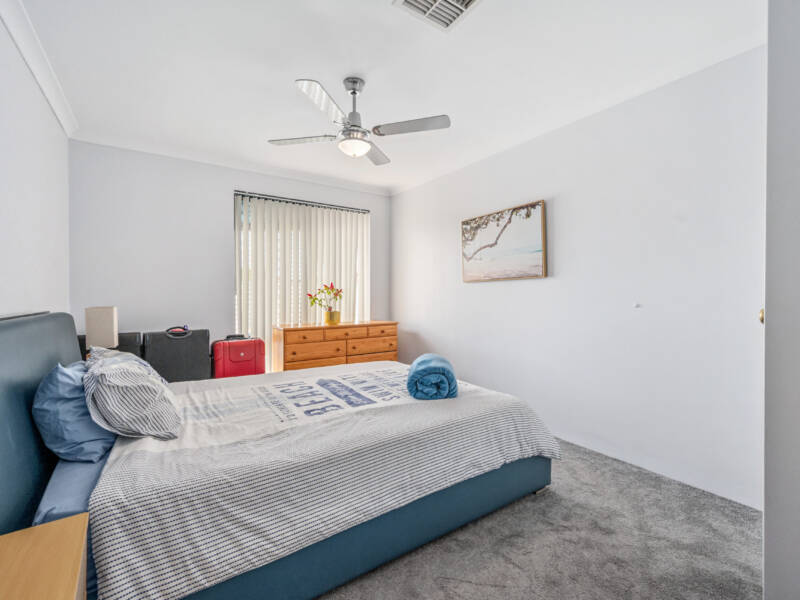 1 Magnolia Rise, HALLS HEAD, WA 6210 AUS