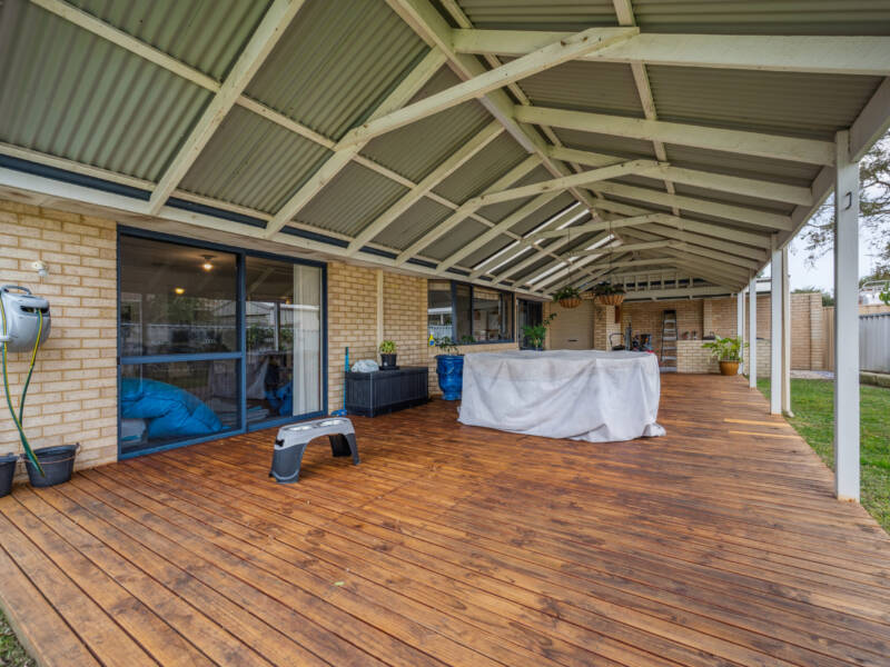 1 Magnolia Rise, HALLS HEAD, WA 6210 AUS