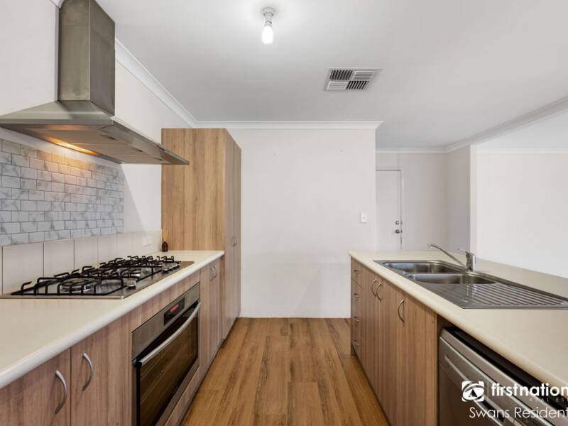 5 Verbana Drive, AVELEY, WA 6069 AUS